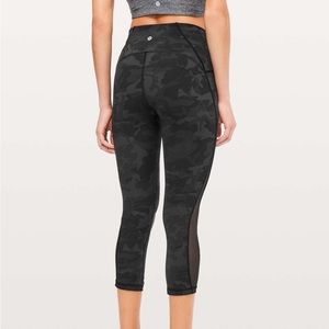 lululemon train times crop 21"